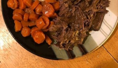 Search Results for: Pot Roast with Carrots, Mashed Potatoes, and Gravy
